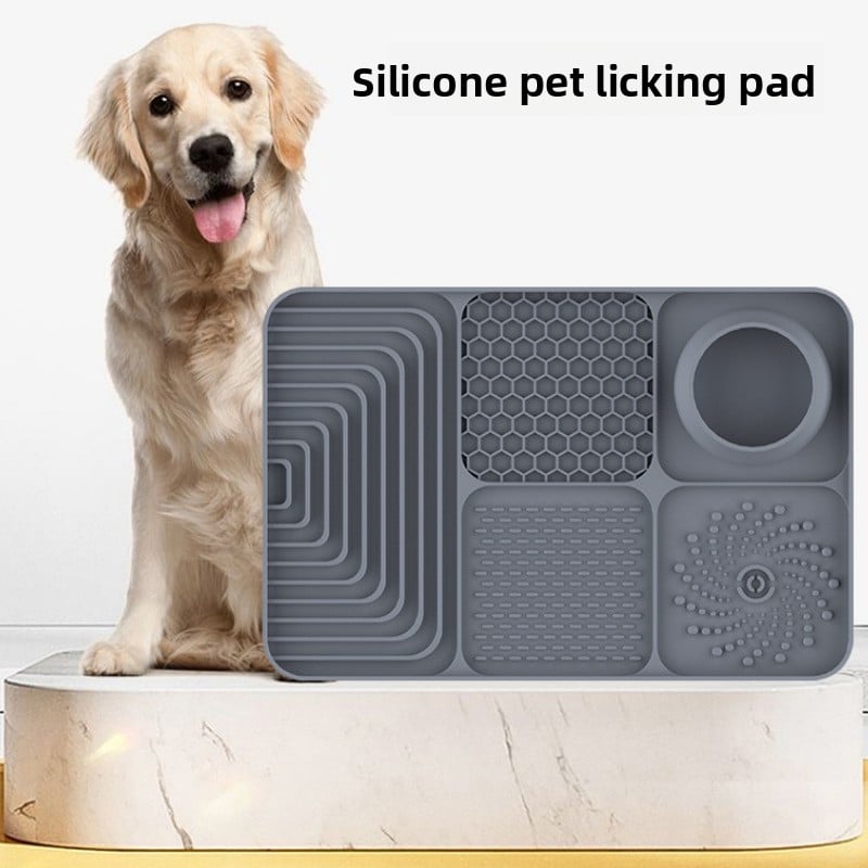 Silicone Pet Lick mat / Slow Eating Mat